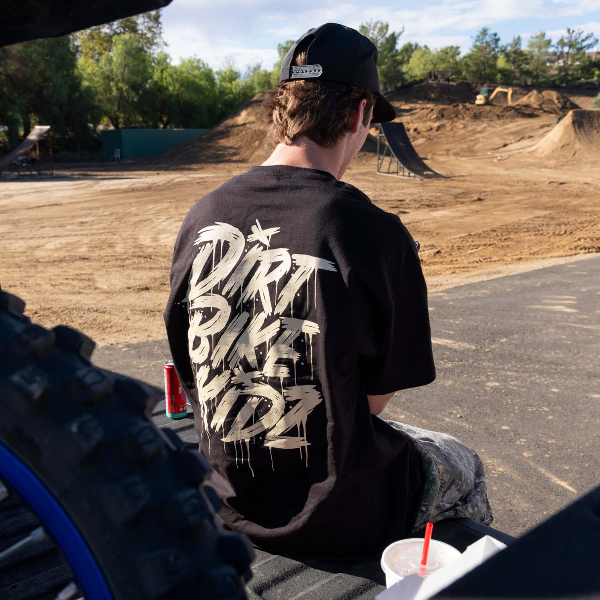 In The Hills - Tee